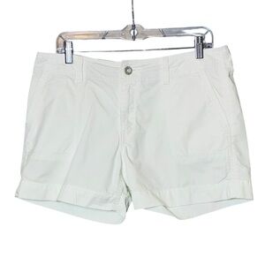 Levi's Crafted with Pride Mid Rise 4.5” Cotton Shorts Front & Back Flap pockets
